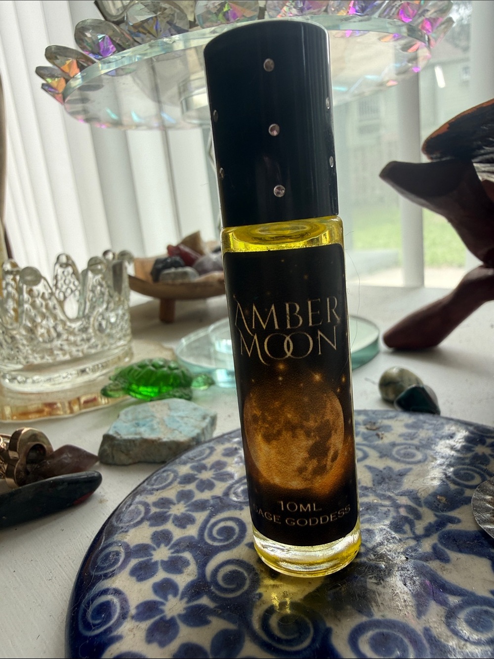 Amber Moon Roller Bottle Perfume Oil - Golden Yellow